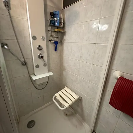 Meublé Les Dômes Du Parc 6ème